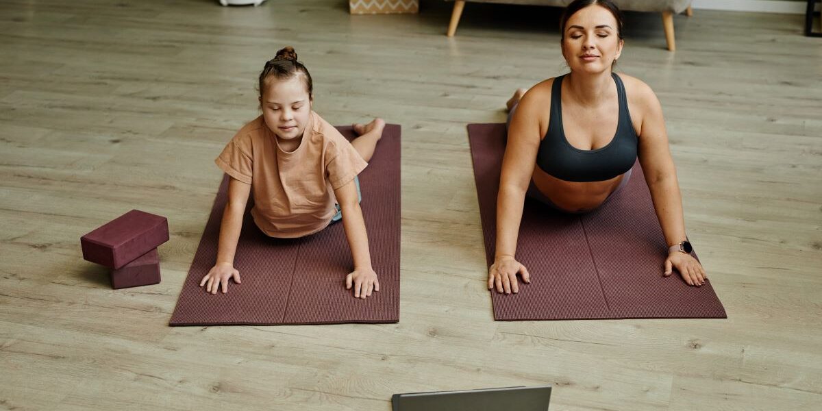 Ćwiczenia na rozciąganie – 16 najlepszych i zasady zdrowego rozciągania