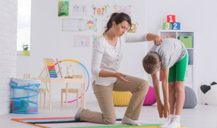 Gimnastyka dla dzieci – 15 ćwiczeń dla najmłodszych i ich rodziców