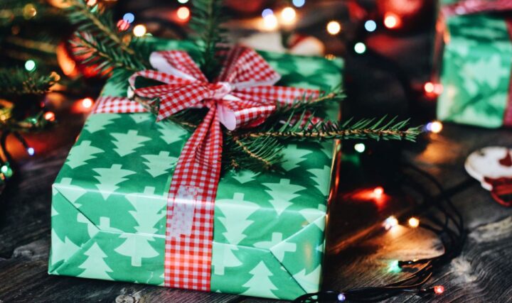 Praktyczne prezenty na święta – 10 taktownych pomysłów