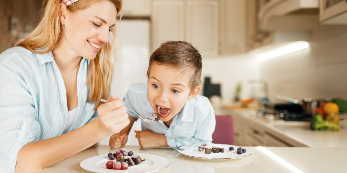 Zdrowy deser – 15 pomysłów na słodkości dla dzieci i dorosłych
