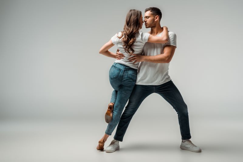 taniec - rodzaje latino, bachata
