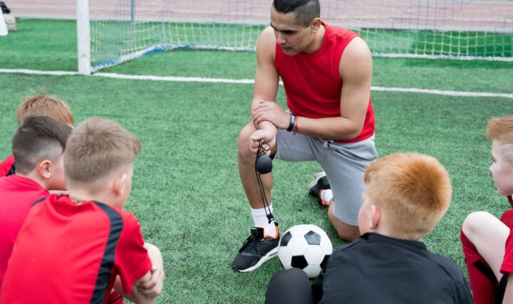 Pomysł na prezent dla trenera piłki nożnej dzieci – 7 najlepszych