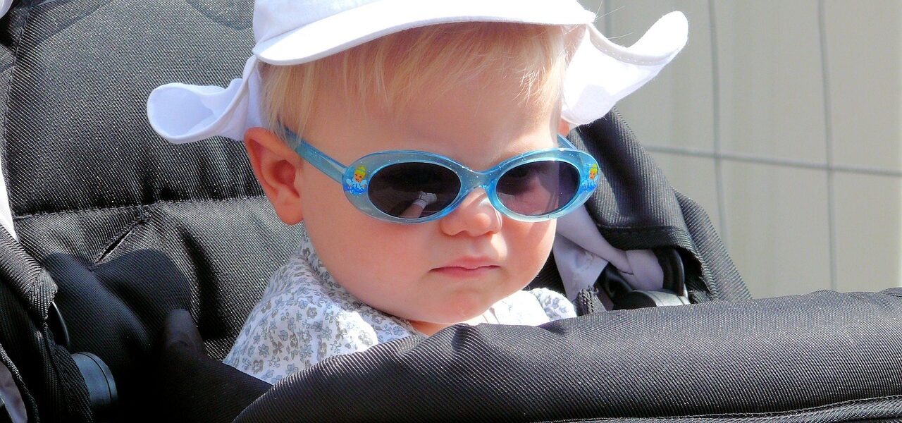 Wózek spacerówka – dlaczego warto zainwestować w ten model dla starszego dziecka?