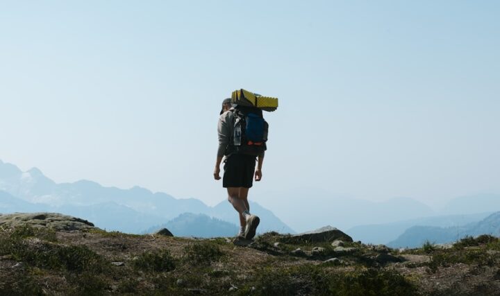 Jak wybrać plecak turystyczny? Oto najważniejsze wskazówki