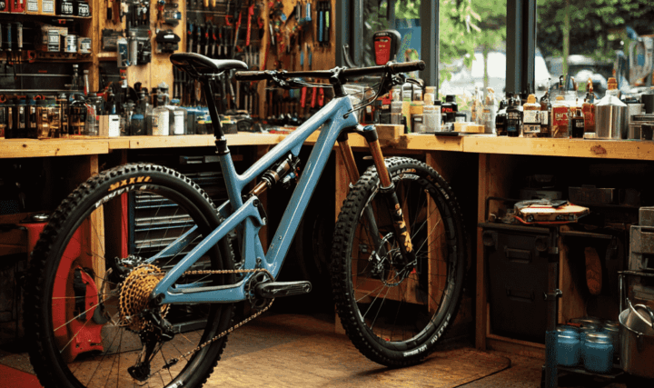 Ranking sklepów z akcesoriami rowerowymi – gdzie kupić najlepszy sprzęt?
